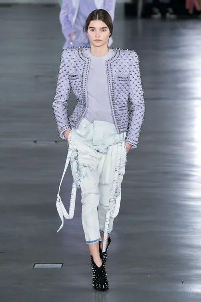Look 53